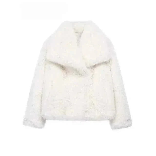 Faux-Fell Wintermantel Elegance