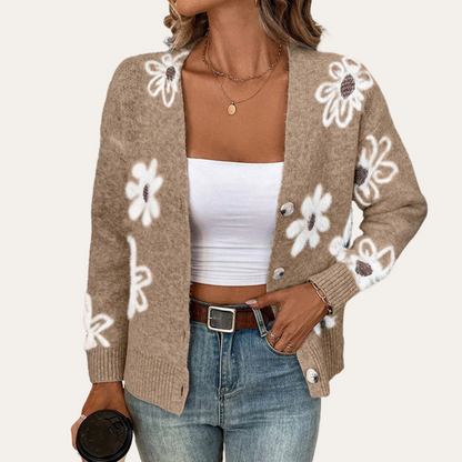 Stylische Damenstrickjacke Modern