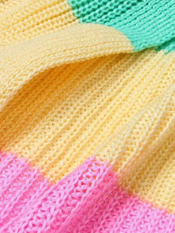 Farbenfrohe Strickjacke mit Kontraststreifen