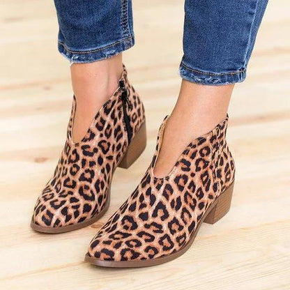 Modische Frauenstiefel Bequem Schick