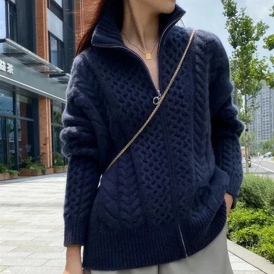 Evelyn – Weicher Wollcardigan Strickoptik - IdealeKleiden
