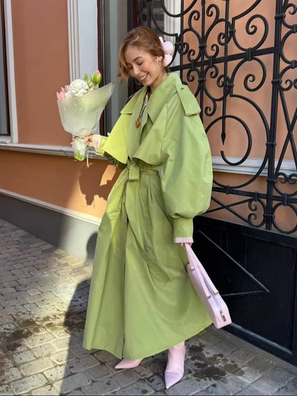 Großer Damen Trenchcoat Grün Oversized Gürtel - IdealeKleiden