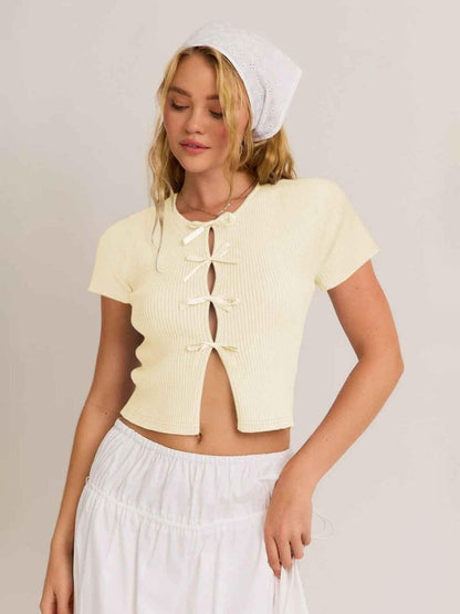 Frauen Top Kurzarm mit Satin Bändern
