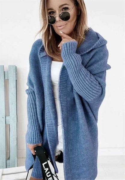 Große Strickjacke mit Kapuze Oversized