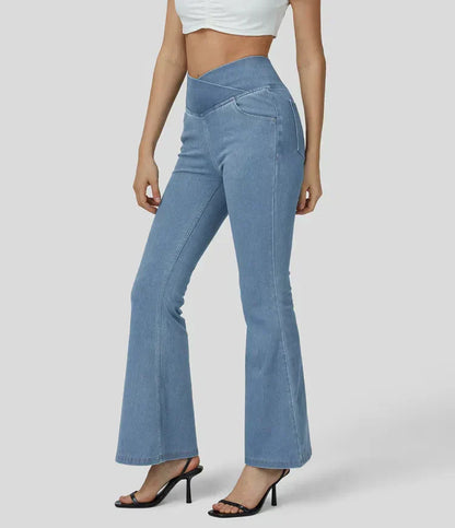 Hochtaillierte Frauenjeans Ausgestellt