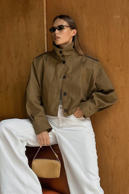 Stilvolle Damenjacke Faltenkragen Design