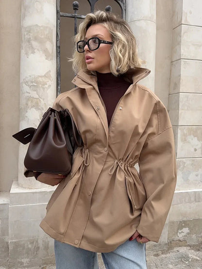 Eleganter Trenchcoat mit Kordelzug