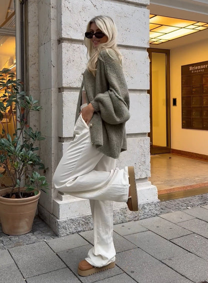 Langweiliger Cardigan wurde zu: 
Eleganter Damen Cardigan - IdealeKleiden