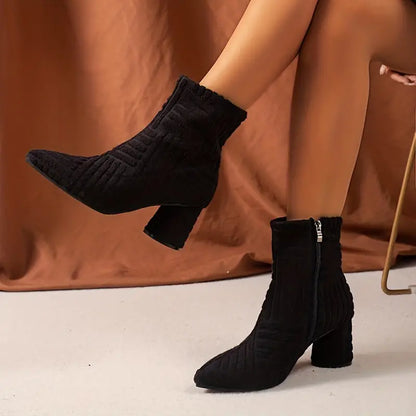 Modische Damenstiefel Hoch Blockabsatz Schwarz