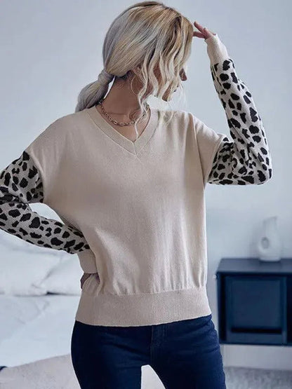 Stylische Damenpullover mit Wildmuster Ärmeln