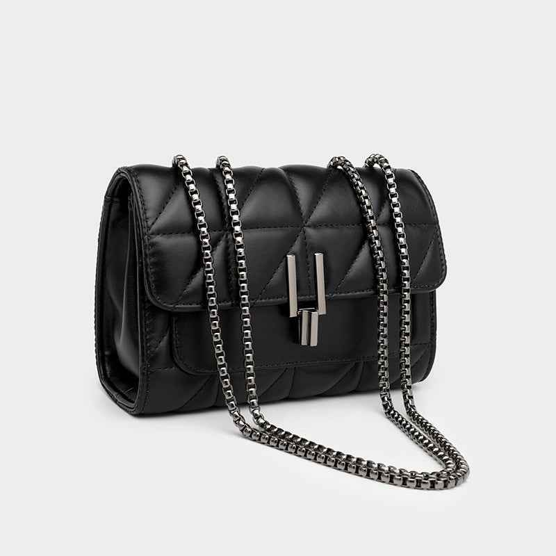 Valeria - Schultertasche Kunstleder Metallic Kette - IdealeKleiden