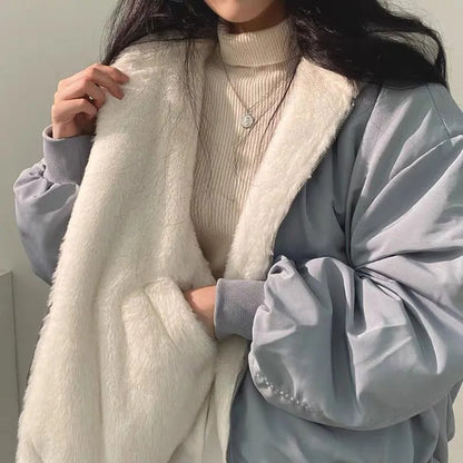 Praktische Wendjacke Mit Kapuze