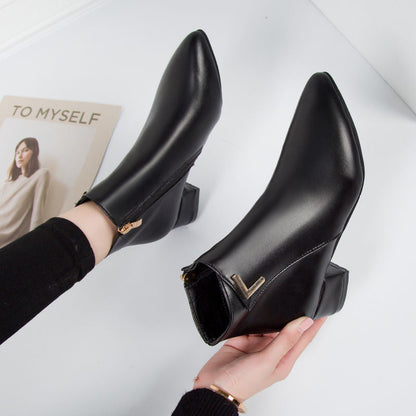 Stilvolle Stiefeletten Wildleder Spitze Blockabsatz