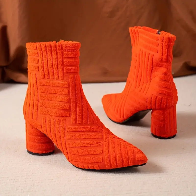 Stilvolle Damenstiefel Mit Blockabsatz