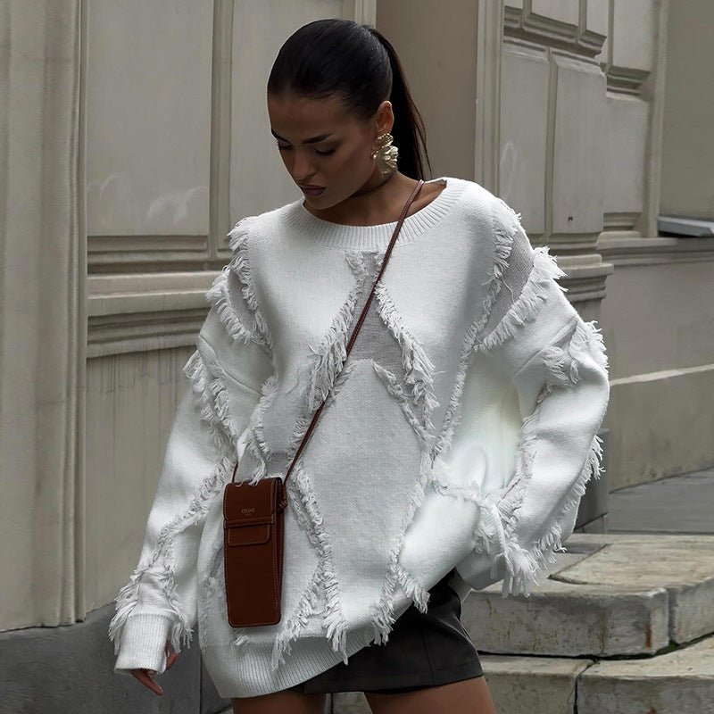 Weißer Oversized Pullover mit Fransen - IdealeKleiden